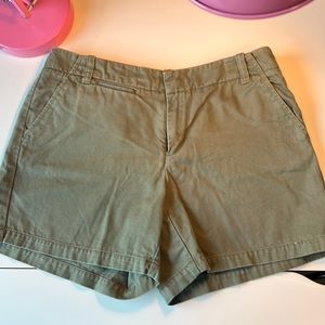 Jcrew green khaki Chino short